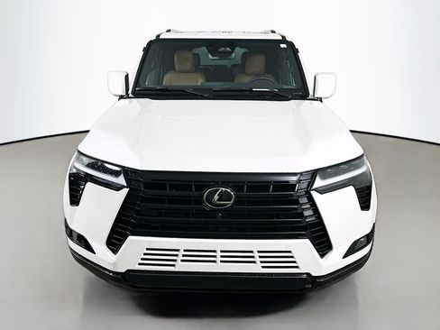 New 2026 Lexus GX 550 w/ Accessory Package (2T) AWD/4WD image 2