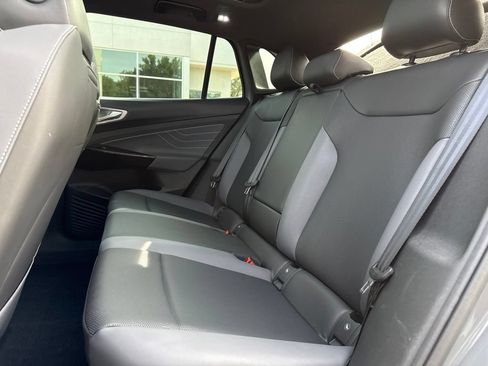 Used 2023 Volkswagen ID.4 Pro S AWD/4WD image 25