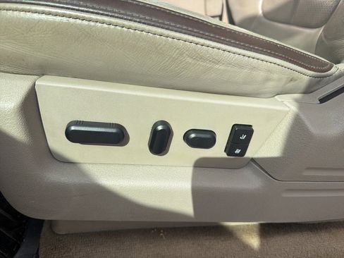 Used 2010 Ford F150 Platinum image 17