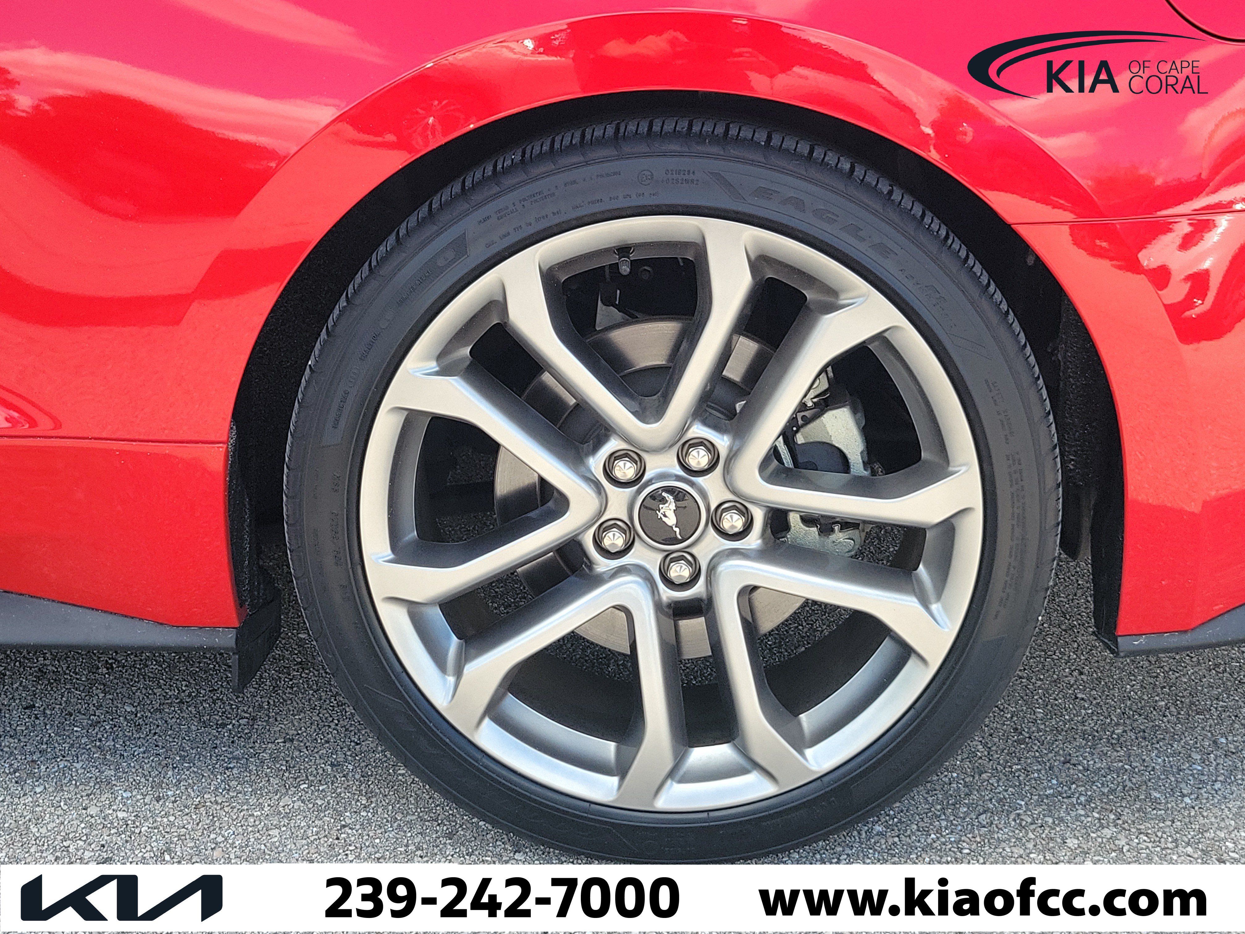 Used 2022 Ford Mustang GT Premium w/ Equipment Group 401A RWD image 8