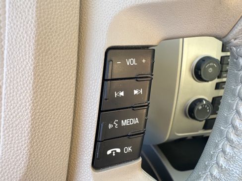 Used 2012 Ford Escape XLT image 16