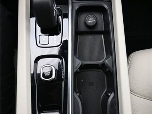 Used 2023 Volvo XC60 B5 Plus w/ Protection Package image 11