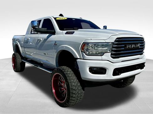 Used 2019 RAM 3500 Limited image 18