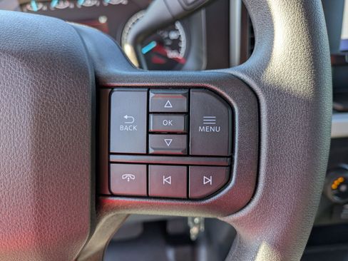 New 2025 Ford F550 4x4 Crew Cab image 18