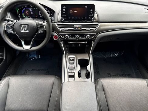 Used 2020 Honda Accord Hybrid image 9
