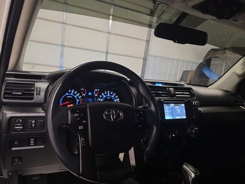 Used 2016 Toyota 4Runner TRD Pro AWD/4WD image 12
