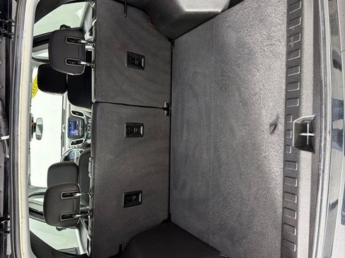Used 2020 Chevrolet Equinox LS AWD/4WD image 21
