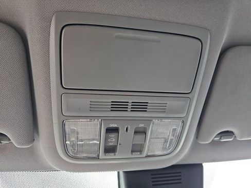 Used 2019 Honda Accord EX image 24