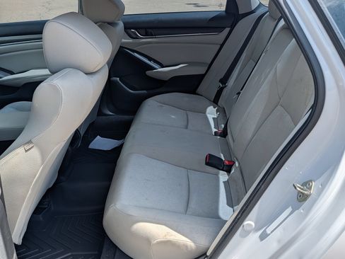Used 2018 Honda Accord LX image 25