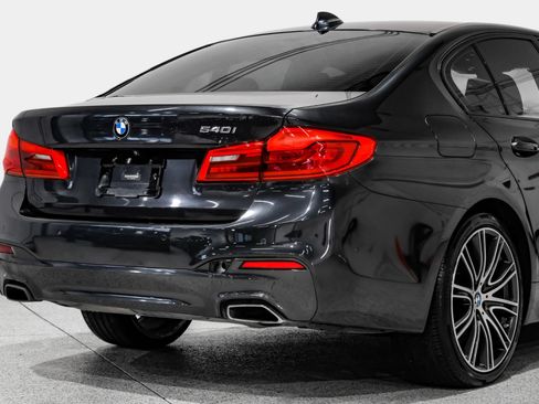 Used 2019 BMW 540i w/ M Sport Package RWD image 16