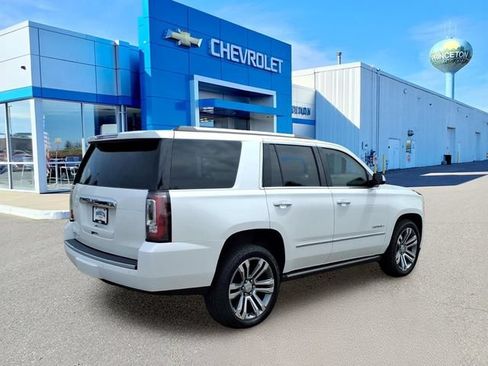 Used 2019 GMC Yukon Denali w/ Denali Ultimate Package AWD/4WD image 3