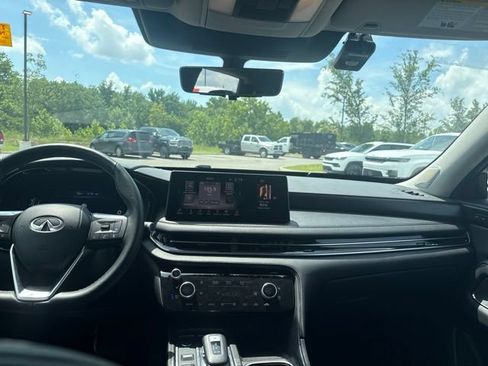 Used 2025 INFINITI QX60 Sensory w/ Vision Package AWD/4WD image 22