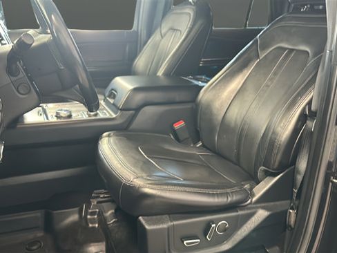 Used 2020 Ford Expedition Max Limited AWD/4WD image 9
