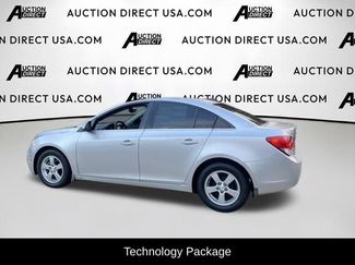 Used 2015 Chevrolet Cruze LT w/ Technology Package FWD video 3