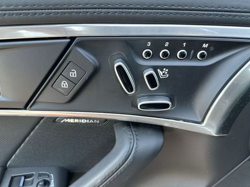 Used 2023 Jaguar F-TYPE Convertible RWD image 16
