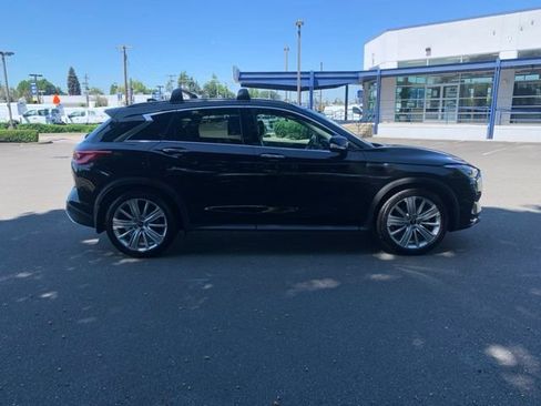 Used 2020 INFINITI QX50 Sensory w/ Proactive Package AWD/4WD image 8