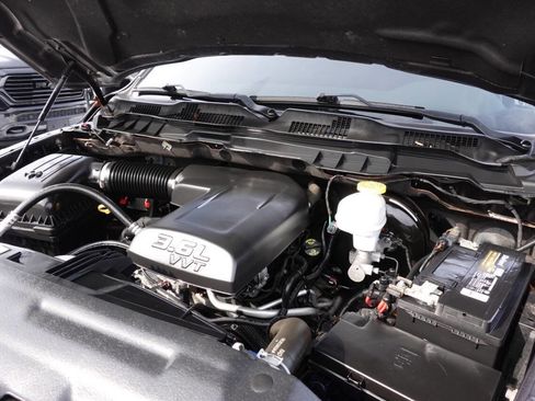 Used 2018 RAM 1500 Express w/ Express Value Package image 51