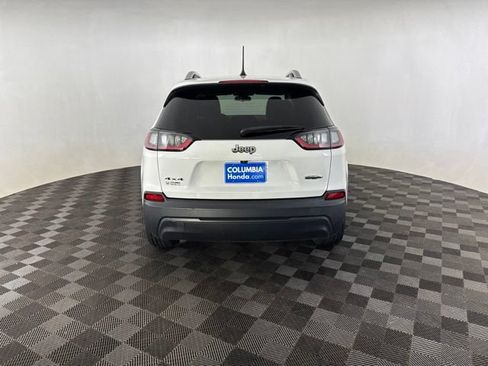 Used 2019 Jeep Cherokee Latitude Plus AWD/4WD image 8
