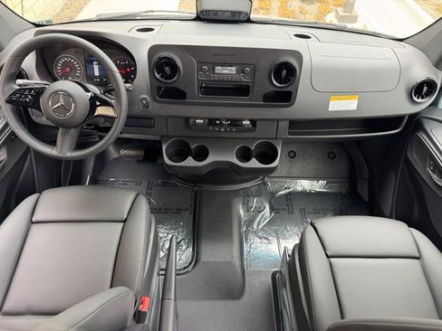 New 2026 Mercedes-Benz Sprinter 2500 image 4
