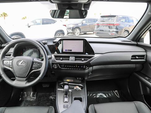 Used 2025 Lexus UX 300h FWD w/ Accessory Package (Z2) image 13
