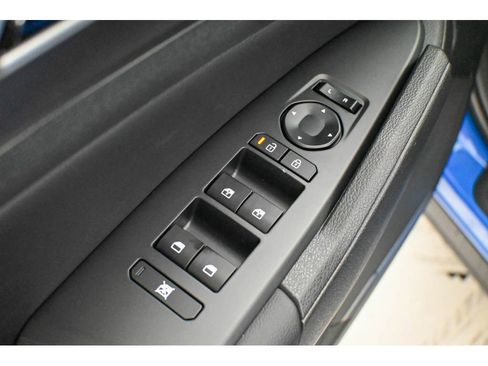 New 2026 Kia Sportage EX w/ EX Panorama Roof Package image 15