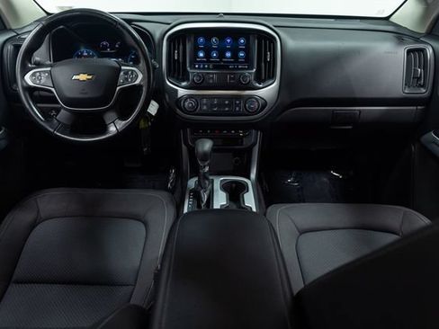 Used 2022 Chevrolet Colorado LT w/ Safety Package AWD/4WD image 21