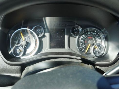 Used 2022 RAM 4500 Tradesman w/ Chrome Appearance Group image 19