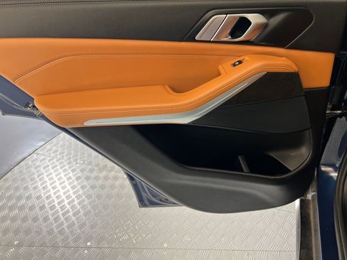 Used 2022 BMW X5 xDrive45e w/ Luxury Seating Package image 30