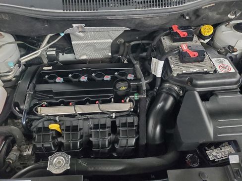Used 2016 Jeep Compass High Altitude FWD image 4