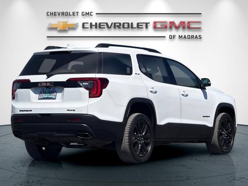 Used 2023 GMC Acadia SLE w/ Driver Convenience Package AWD/4WD image 3
