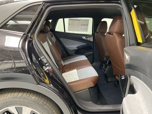 New 2026 Volkswagen ID.4 Pro RWD image 10
