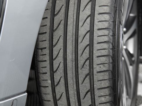 Used 2017 Subaru Legacy 2.5i Limited image 39