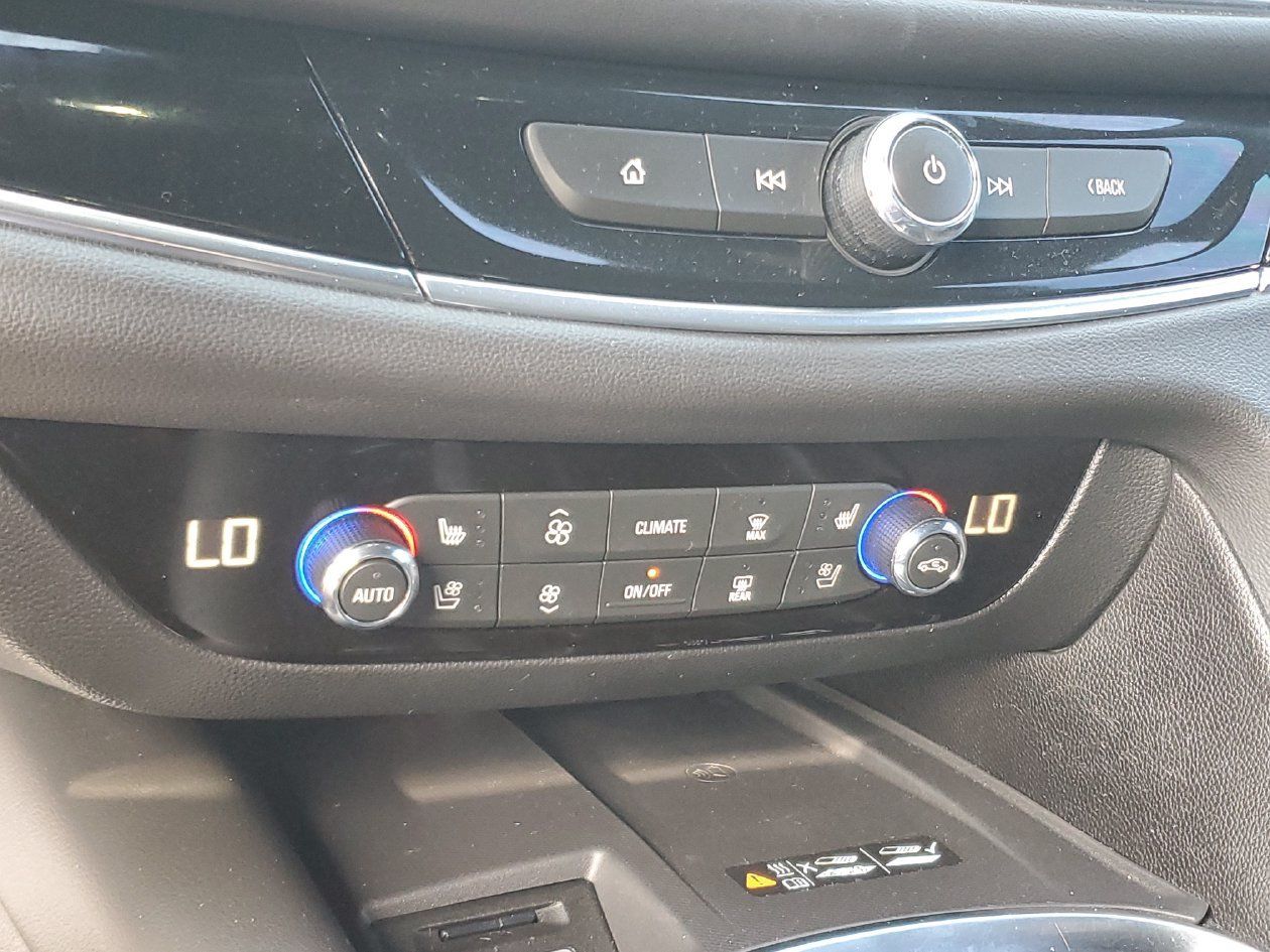 Used 2024 Buick Enclave Avenir w/ Trailering Package, 5000 lbs. FWD image 22