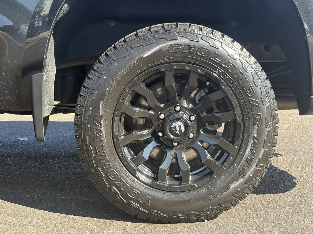 Used 2021 Chevrolet Silverado 1500 RST AWD/4WD image 10