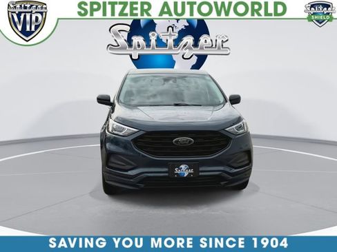 Used 2024 Ford Edge SE w/ Black Appearance Package image 4