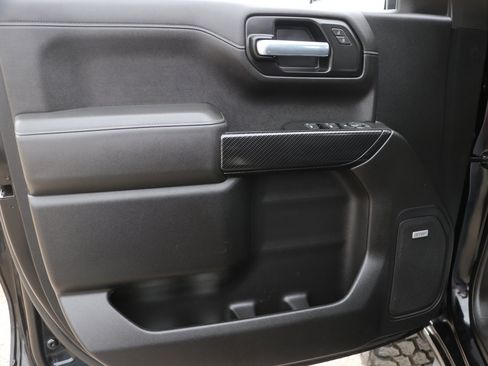 Used 2021 Chevrolet Silverado 1500 RST w/ Convenience Package II AWD/4WD image 10
