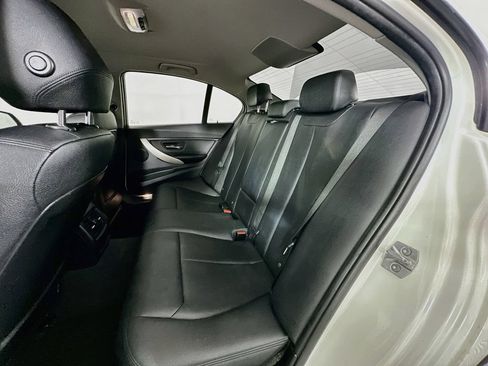 Used 2015 BMW 320i Sedan RWD image 22