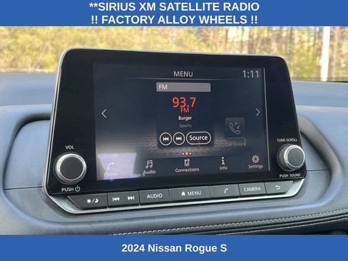 Used 2024 Nissan Rogue S image 4