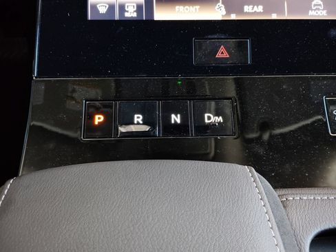 Used 2026 INFINITI QX80 Luxe w/ Cargo Package AWD/4WD image 32