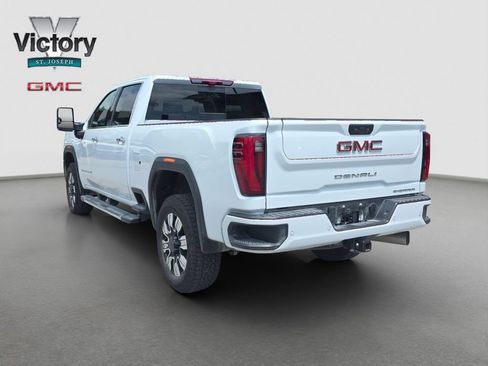 Used 2026 GMC Sierra 2500 Denali w/ Denali Reserve Package AWD/4WD image 15