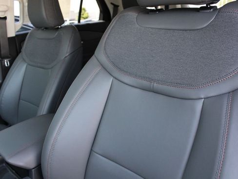 New 2026 Ford Explorer Active w/ Active Comfort Package AWD/4WD image 6
