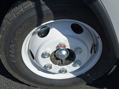 New 2025 Chevrolet Low Cab Forward image 27