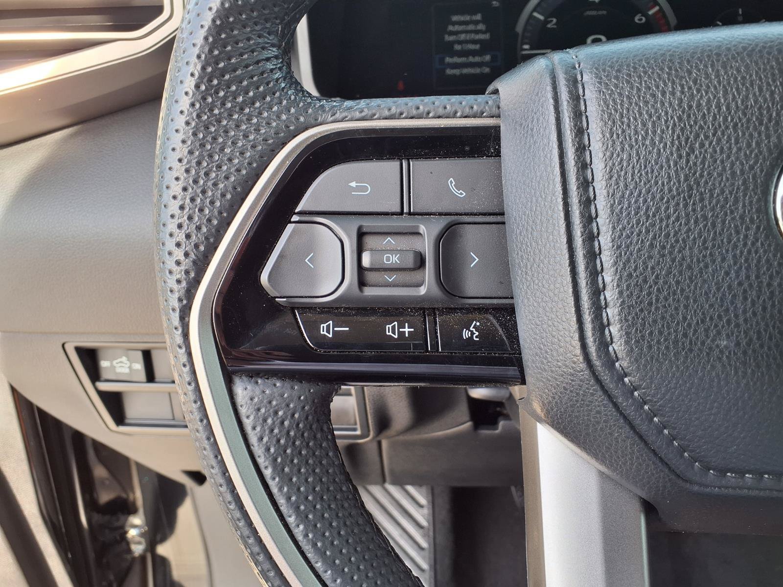 Used 2024 Toyota Tundra Limited w/ Power Package AWD/4WD image 20