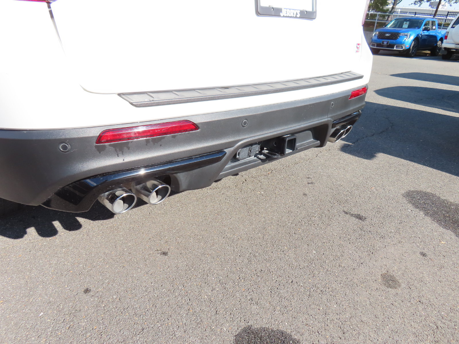 Used 2023 Ford Explorer ST w/ Equipment Group 401A AWD/4WD image 11
