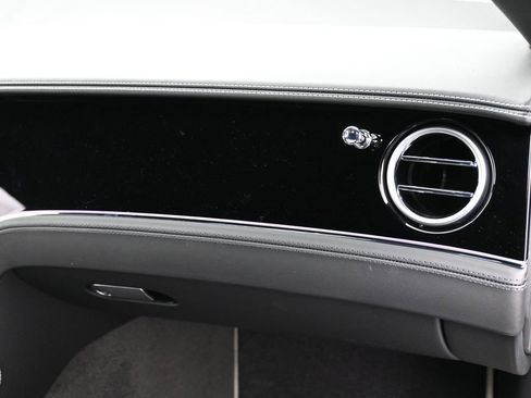 New 2026 Bentley Continental GTC AWD/4WD image 29