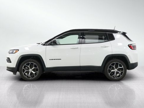 Used 2024 Jeep Compass Limited w/ Sun and Sound Group AWD/4WD image 2