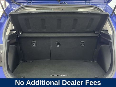 Certified 2023 Hyundai Venue Limited w/ Cargo Package FWD image 21