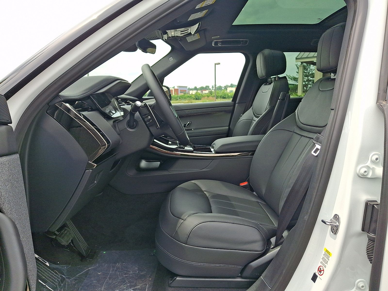 New 2026 Land Rover Range Rover Sport SE AWD/4WD image 10