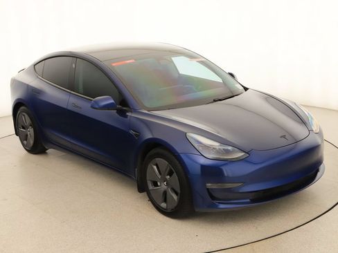 Used 2021 Tesla Model 3 Standard Range Plus RWD image 38