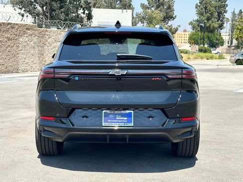 Used 2024 Chevrolet Equinox EV RS image 4